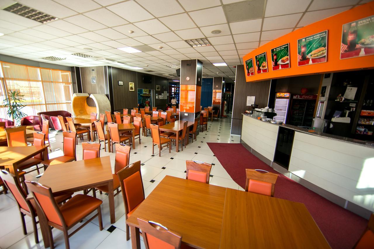 Hotel Fortuna Banyaluka Dış mekan fotoğraf
