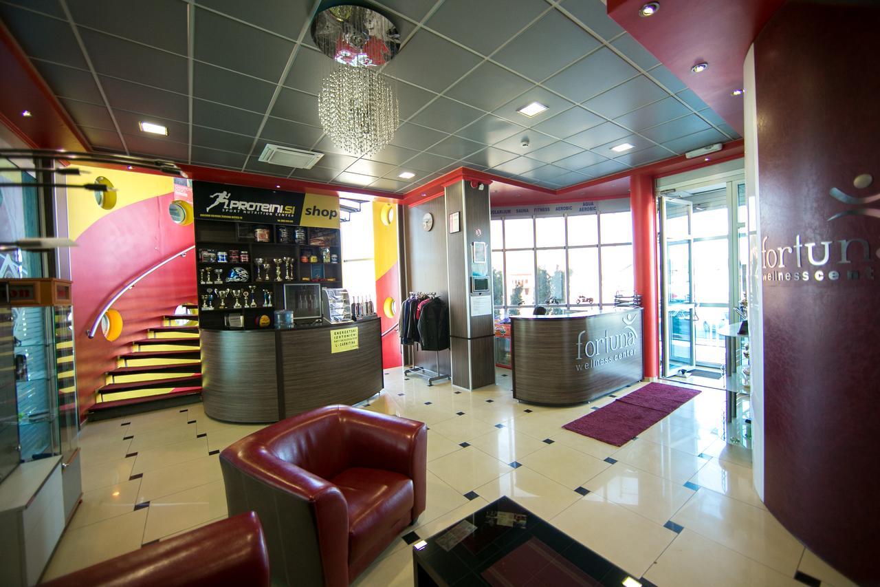 Hotel Fortuna Banyaluka Dış mekan fotoğraf