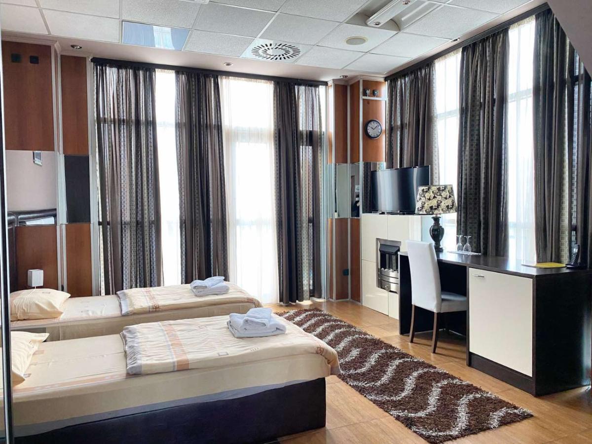 Hotel Fortuna Banyaluka Dış mekan fotoğraf